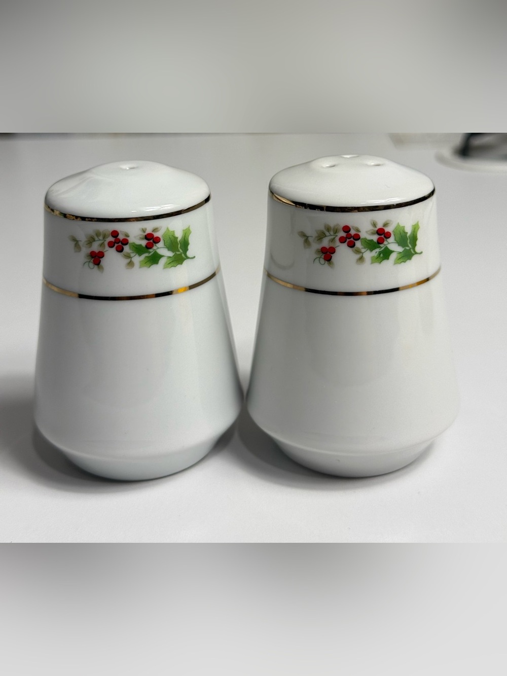Vintage White Holiday Holly Porcelain Salt and Pepper Shaker Set with Gold Trim